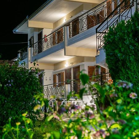 פוליכרונו Hotel Sarikas מראה חיצוני תמונה