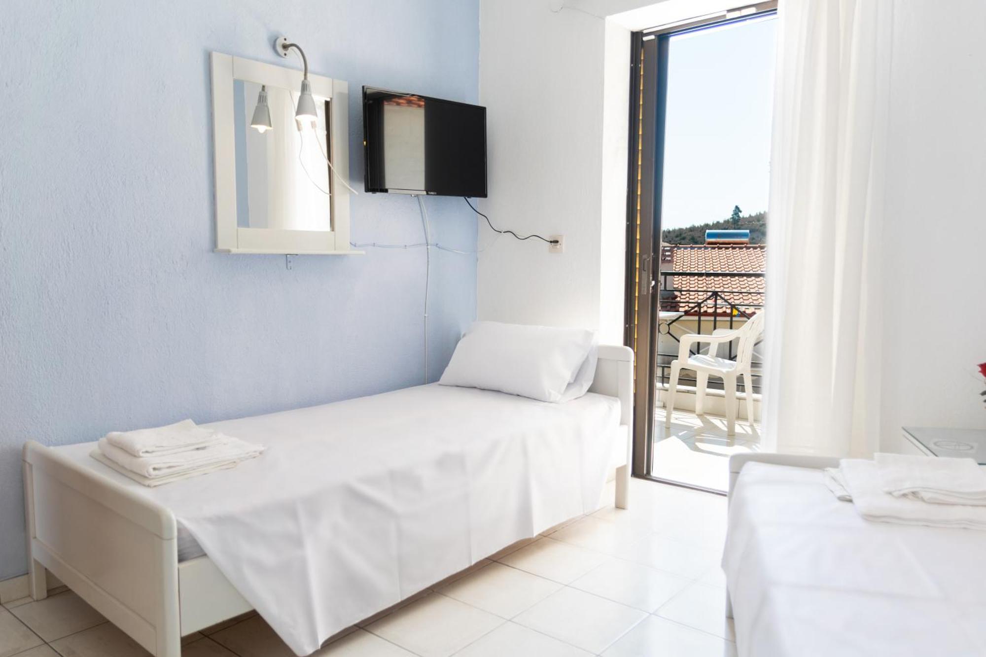 פוליכרונו Hotel Sarikas מראה חיצוני תמונה